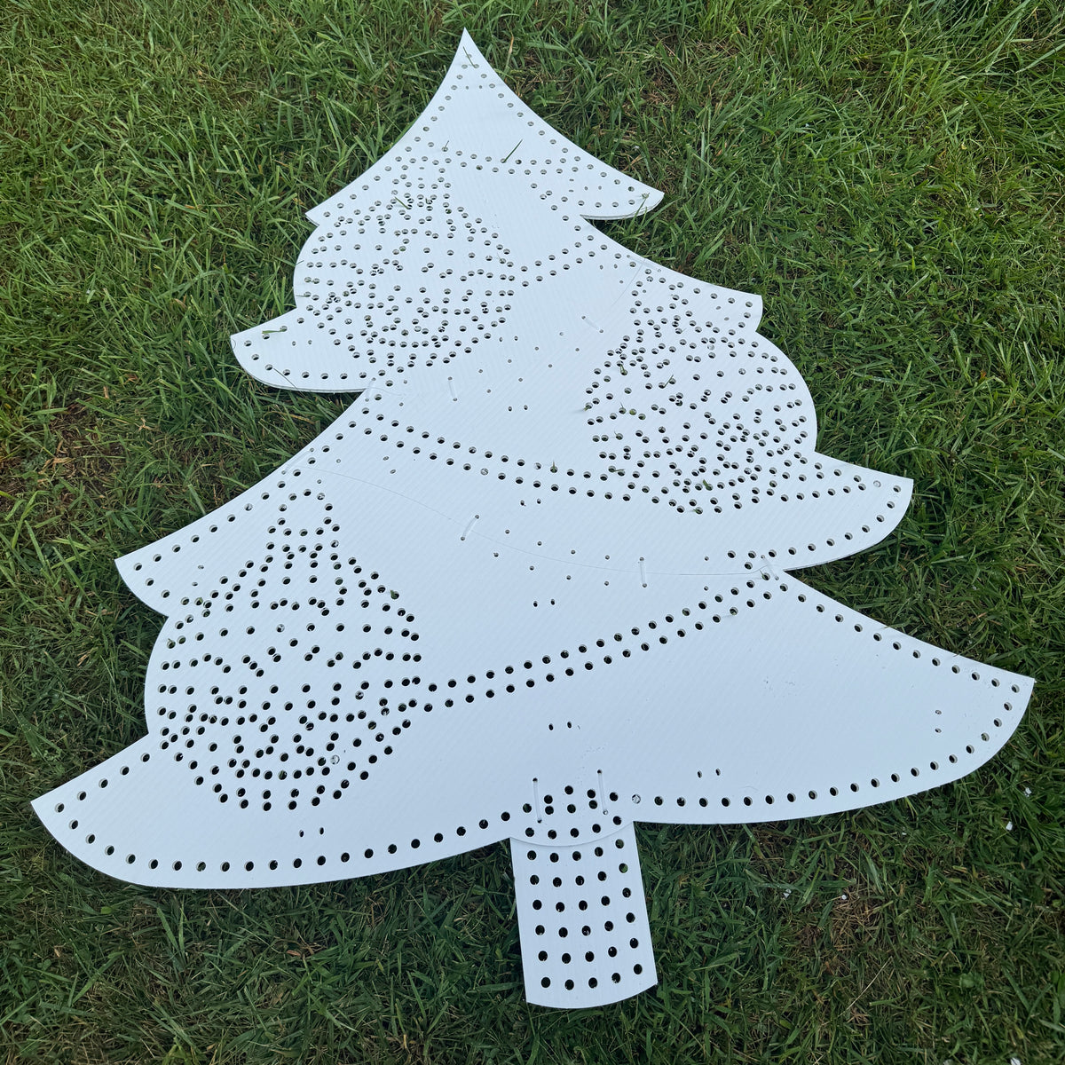 Bauble Tree by Pro Pixeler